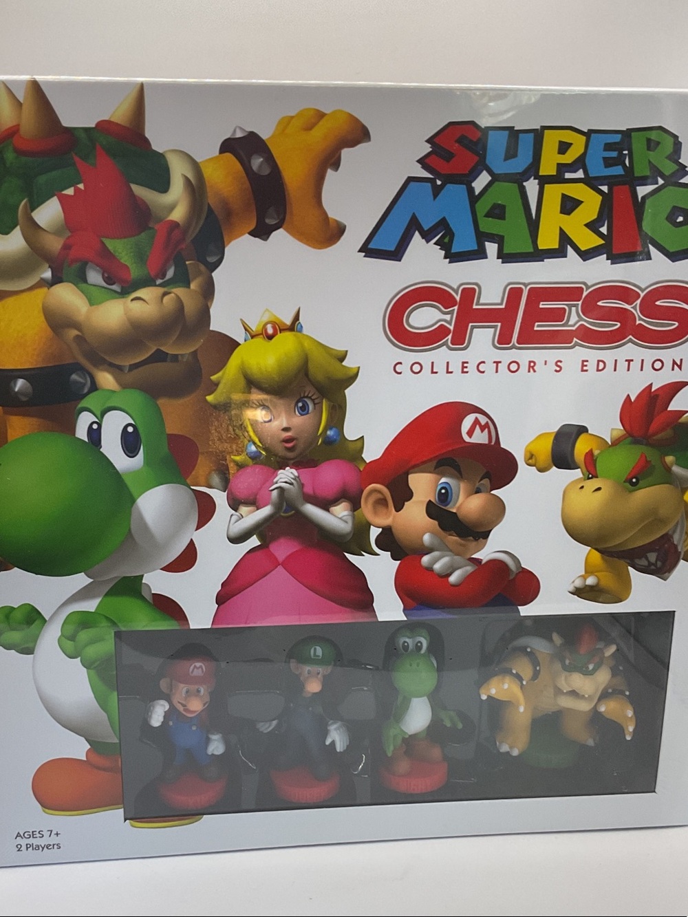 Nintendo Super Mario Chess collector’ edition Set - Red, Green, Pink, Yellow